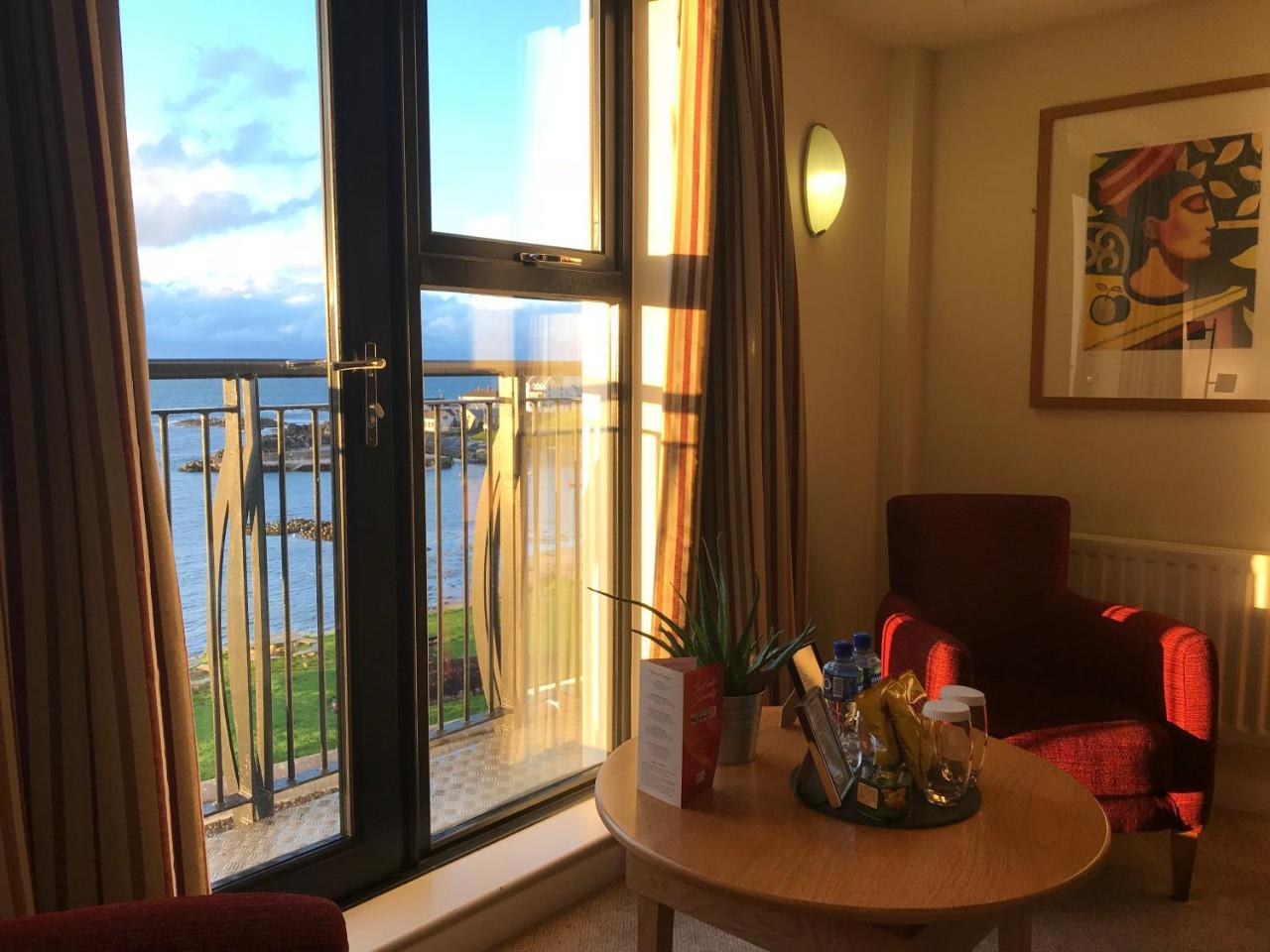 Bayview Hotel Bushmills Bagian luar foto
